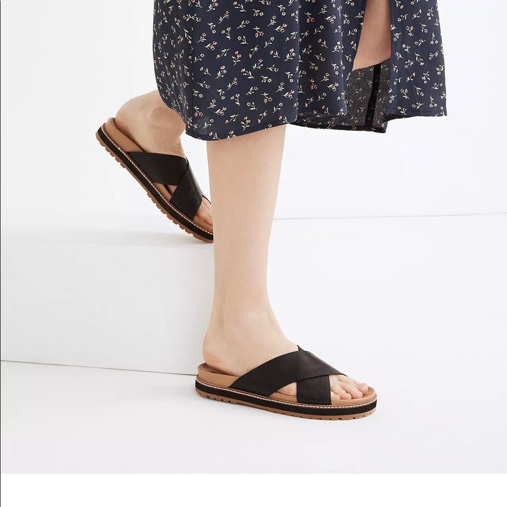 Madewell Dayna lugsole slide sandal in leather - Picture 9 of 15